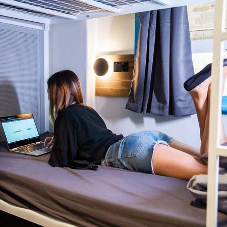 Mad Monkey Potts Point Hostel ซิดนีย์ ภายนอก รูปภาพ